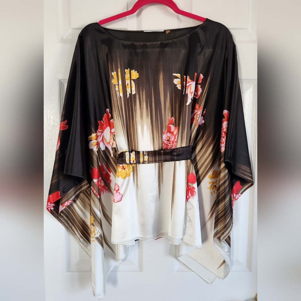 T Tahari Black, White & Red Floral Draped Blouse